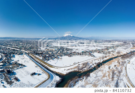 真冬の岩木山 84110732