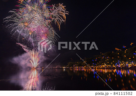 十和田湖の花火 84111502
