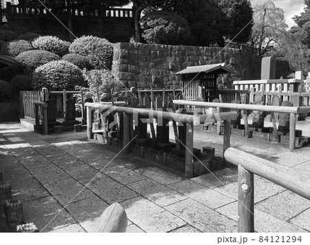 東京品川・泉岳寺 赤穂義士墓地 東京品川・泉岳寺 赤穂義士墓地 84121294