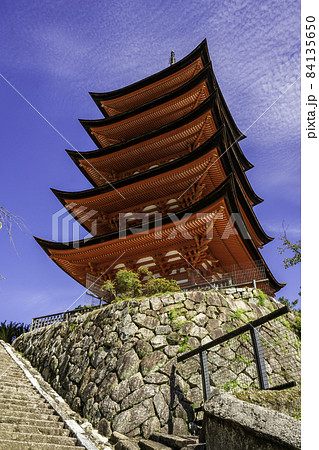 宮島 厳島神社 五重塔 広島県廿日市市 宮島 厳島神社 五重塔 広島県廿日市市 84135650