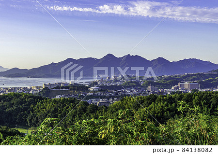 宮島と宮島口　広島県廿日市市 84138082