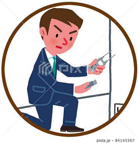 探知機で盗聴電波を探している男性 84143367