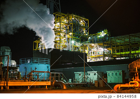 堺泉北臨海工業地帯（大阪府高石市）の工場夜景04 84144958