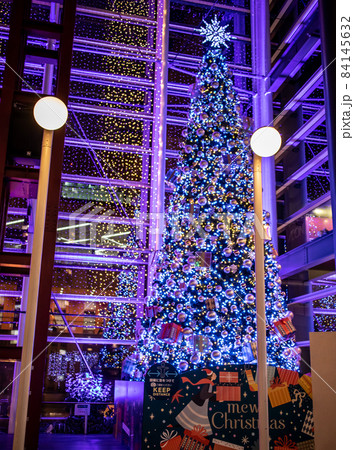 橋本駅前のクリスマスイルミネーション 橋本駅前のクリスマスイルミネーション 84145632