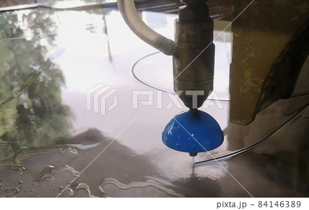 water cutting of different materials high pressure on the cnc machine water cutting of different materials high pressure on the cnc machine 84146389