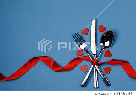 Cutlery set for Valentine day dinner Cutlery set for Valentine day dinner 84146544
