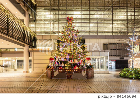 たまプラーザ駅　クリスマスイルミネーション 84146694
