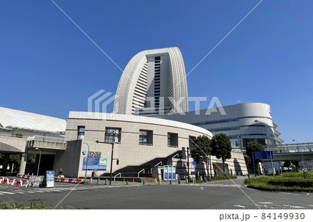 パシフィコ横浜 国際交流ゾーン プラザ広場 84149930