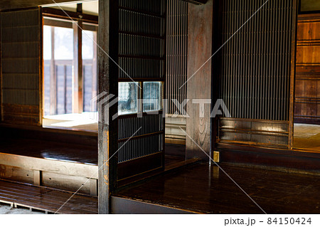 埼玉県富士見市　難波田城公園　格子戸 84150424