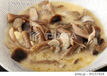 はたけしめじ　バター炒め 84157938