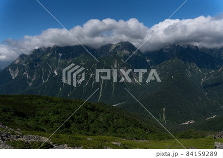 常念岳の風景 84159289