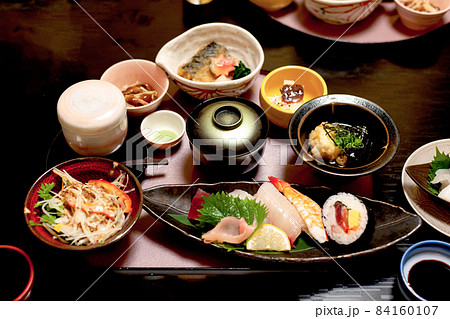 会席御膳 84160107