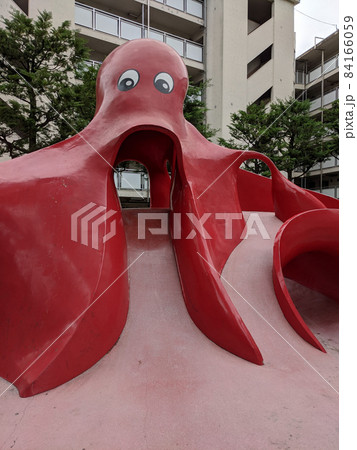タコ　すべり台　公園遊具 84166059