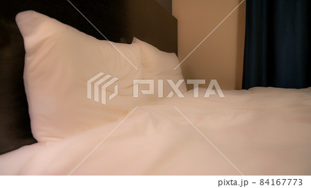 ベッド 84167773