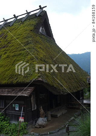 京都 美山町かやぶきの里 茅葺きの家 京都 美山町かやぶきの里 茅葺きの家 84168159