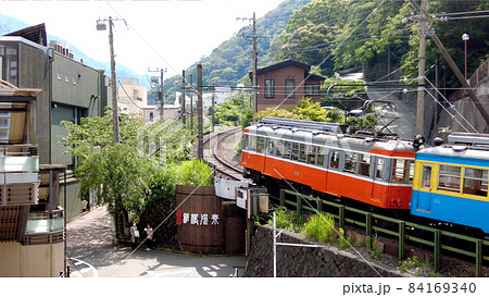 箱根登山電車通過 84169340