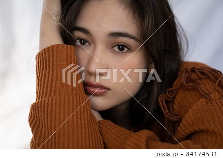 若い女性のビューティーポートレート 若い女性のビューティーポートレート 84174531