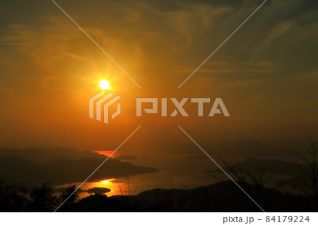 夕陽の撮影 夕陽の撮影 84179224