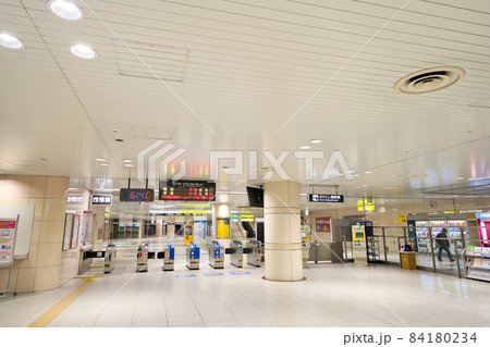 【大阪府】大阪の通勤風景 【大阪府】大阪の通勤風景 84180234