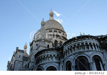 Basilique of Sacre Coeur, Montmartre, Paris, France Basilique of Sacre Coeur, Montmartre, Paris, France 84181412