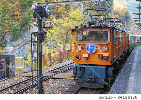 【富山県】黒部峡谷 トロッコ電車 84188120