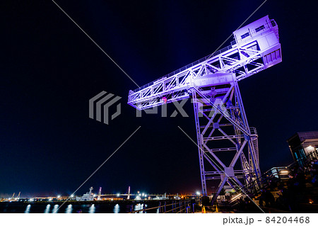 横浜 みなとみらい ハンマーヘッドの夜景 84204468