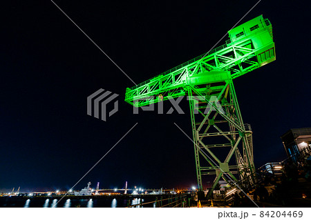 横浜 みなとみらい ハンマーヘッドの夜景 横浜 みなとみらい ハンマーヘッドの夜景 84204469