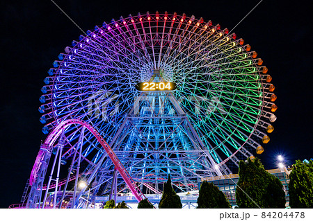 横浜 みなとみらいの夜景 84204478