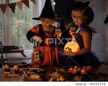 halloween holiday and childhood concept 84205259
