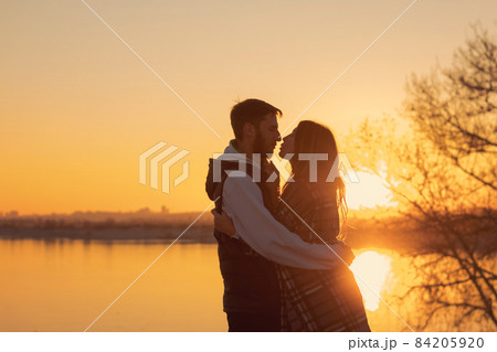 Couple sunset dance Couple sunset dance 84205920