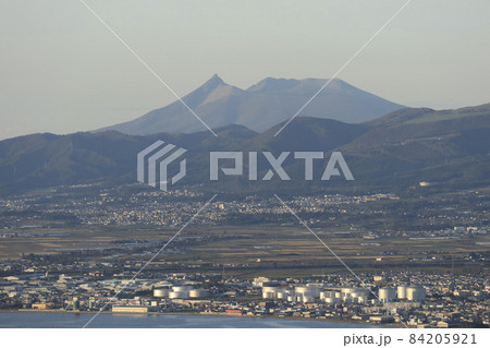 北海道駒ヶ岳　北斗市、大野平野近郊を　函館山展望台より 84205921