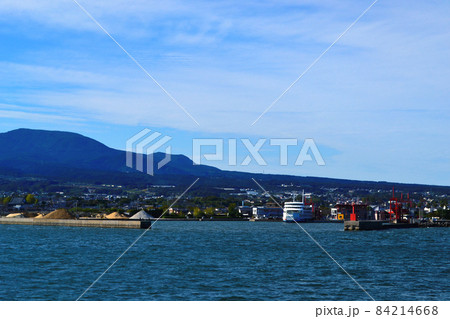 熊本県と長崎県を結ぶ「有明フェリー」の船上からの景観 熊本県と長崎県を結ぶ「有明フェリー」の船上からの景観 84214668