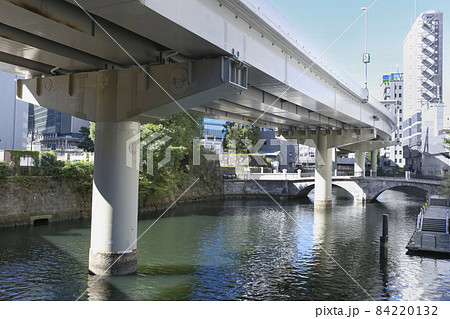 常盤橋公園(整備中)と常盤橋(人道橋) 84220132