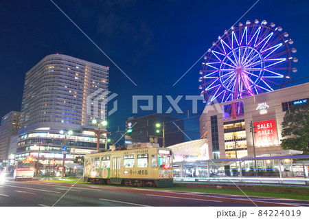 鹿児島中央駅前の夜景2 84224019