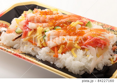 ちらし寿司 84227160