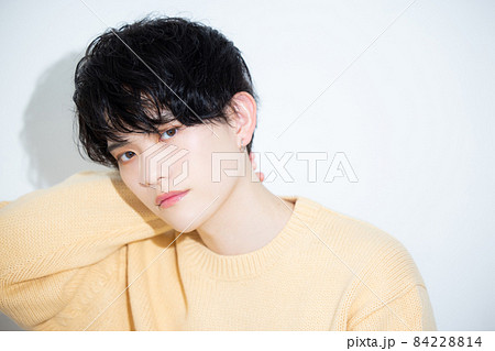 男性　ビューティ　ジェンダーレス 84228814