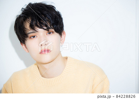 男性　ビューティ　ジェンダーレス 84228826