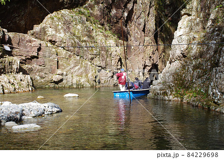 特別名勝三段峡の猿飛渡船の景色 84229698