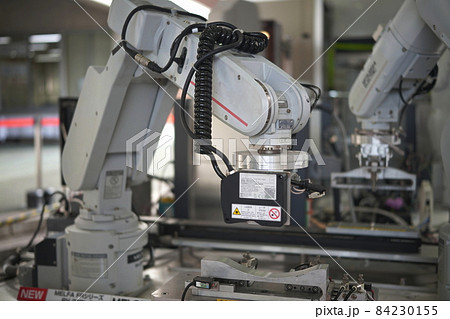 アームロボットの協調作業 84230155