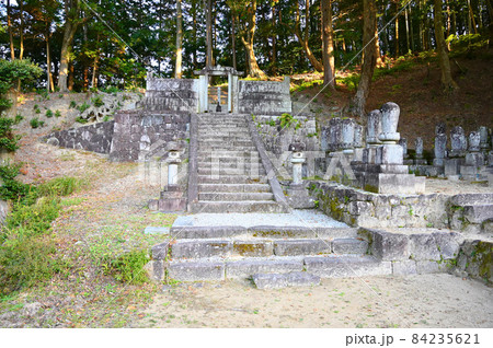 松平郷 高月院 松平親氏墓所 豊田市 松平郷 高月院 松平親氏墓所 豊田市 84235621