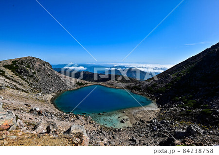 白山翆ヶ池の朝景 白山翆ヶ池の朝景 84238758