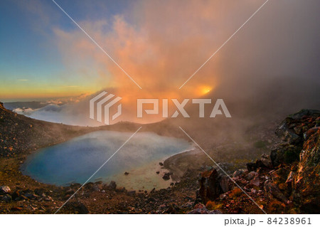 白山翆ヶ池の朝景 白山翆ヶ池の朝景 84238961