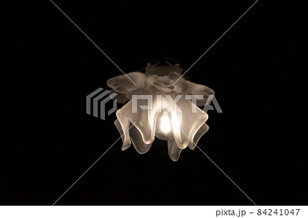 Liberty style luxury chandelier lamp light Liberty style luxury chandelier lamp light 84241047