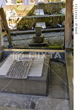 池上散歩:大坊本行寺 日蓮宗 御硯井戸 池上散歩:大坊本行寺 日蓮宗 御硯井戸 84241511