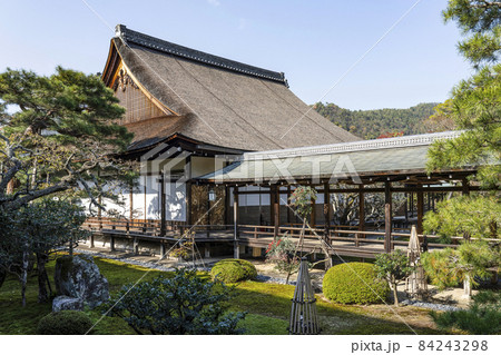 秋の大覚寺(京都)正寝殿 秋の大覚寺(京都)正寝殿 84243298