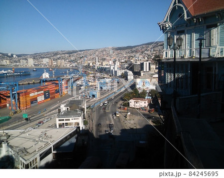 Panoramic, Valparaiso Port and cityscape, in Valparaiso, Chile Panoramic, Valparaiso Port and cityscape, in Valparaiso, Chile 84245695