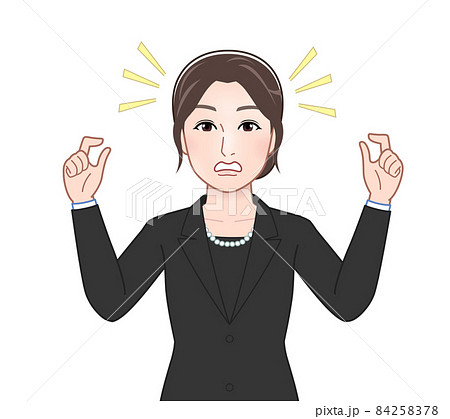 お葬式に出席した女性 お葬式に出席した女性 84258378
