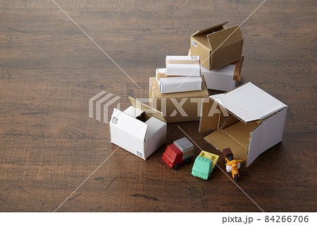 物流_荷物 84266706