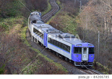石北本線　金華（信）－生田原　JR北海道　キハ183系（苗穂）　回送 84266785