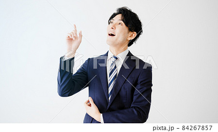 ひらめいたビジネスマン	 84267857